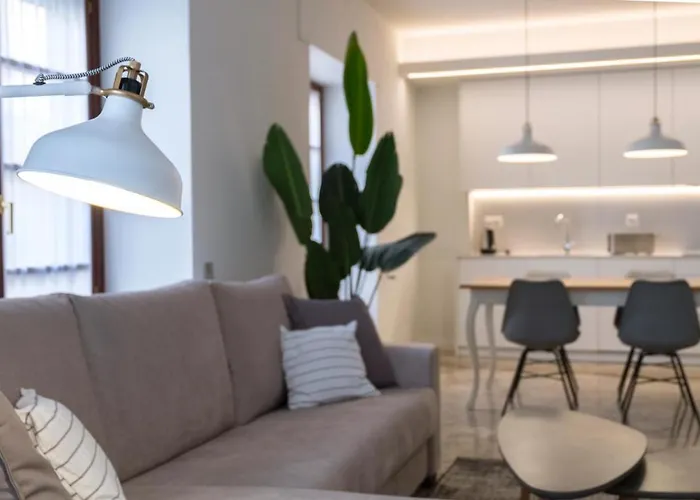 Dos Torres Exclusivos En Calle Alfonso I Апартаменты *